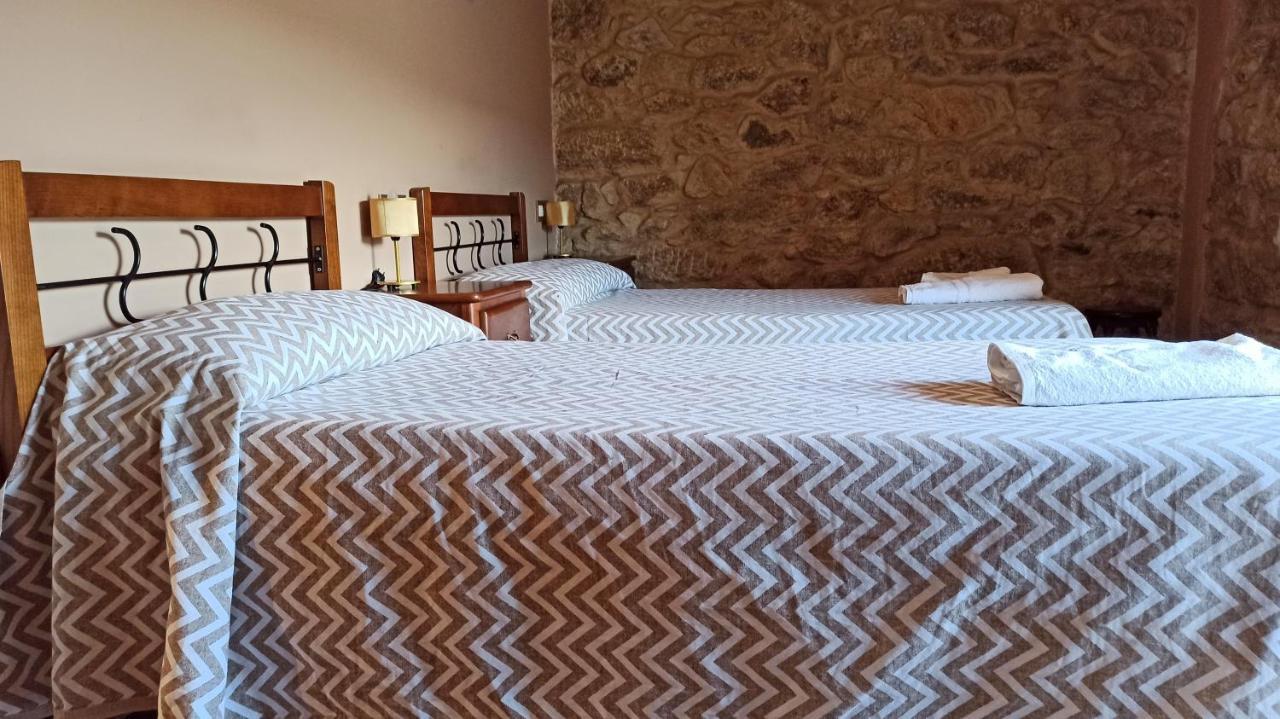 Hotel Rural Val Dos Pigarros Lubián Extérieur photo